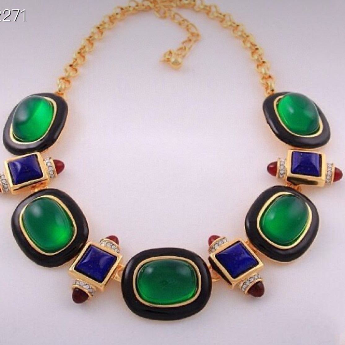 Medieval retro emerald glass exaggerated high-end niche necklace